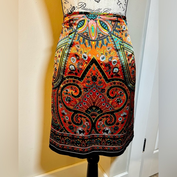 RICHIE TAILOR Faux Wrap with Sash Detail Mini Skirt Sz M - Picture 5 of 9